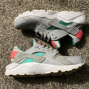 10.5 mens nike air! Worn once!